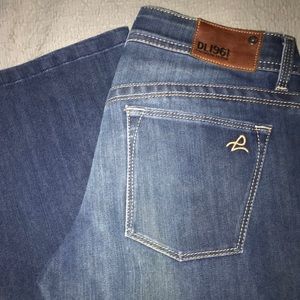 DL1961 Jeans - DL1961 Jennifer Bootcut Jeans DL1961 Jeans - DL1961 Jennifer Bootcut Jeans